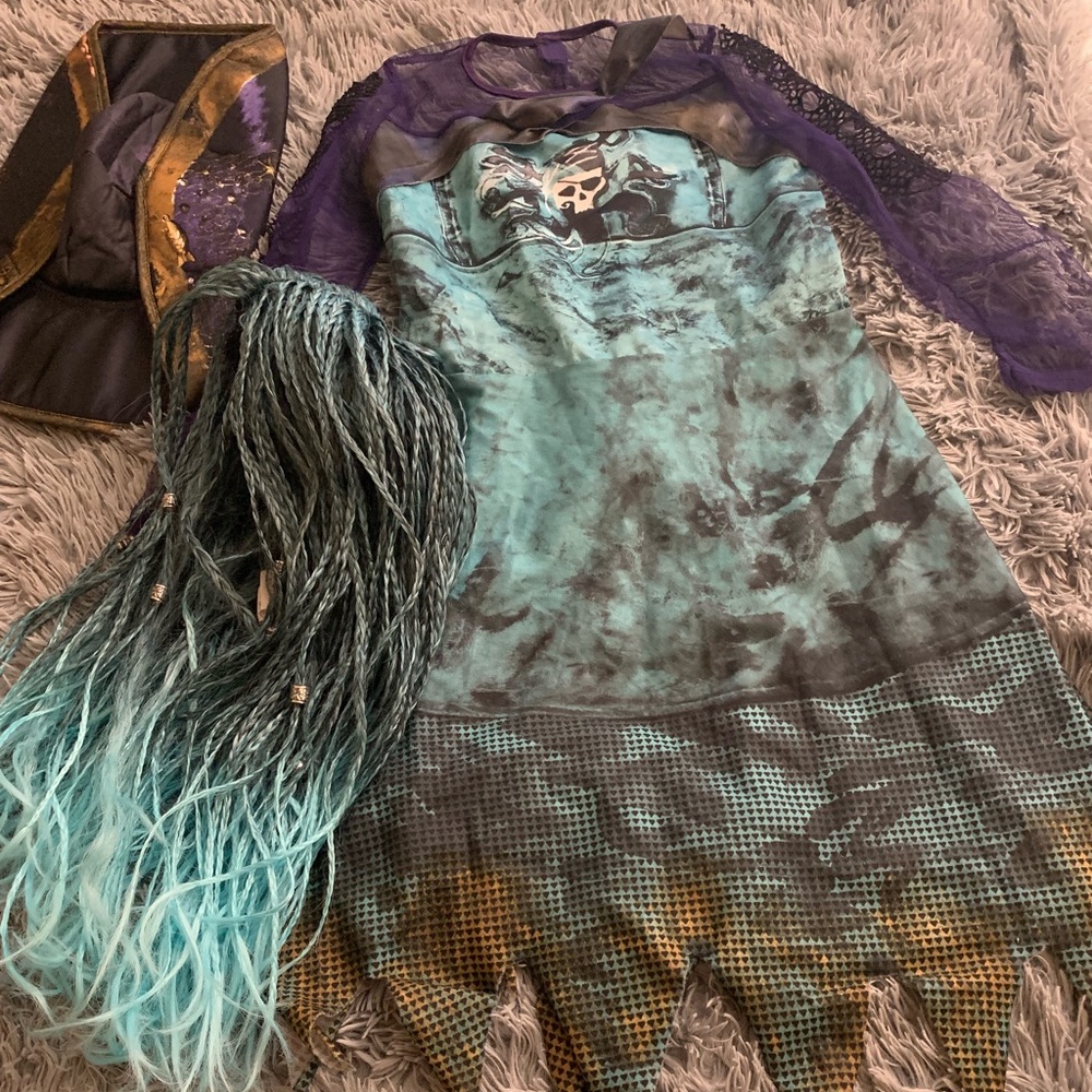 Uma costume girls size M (7-8)  5 piece